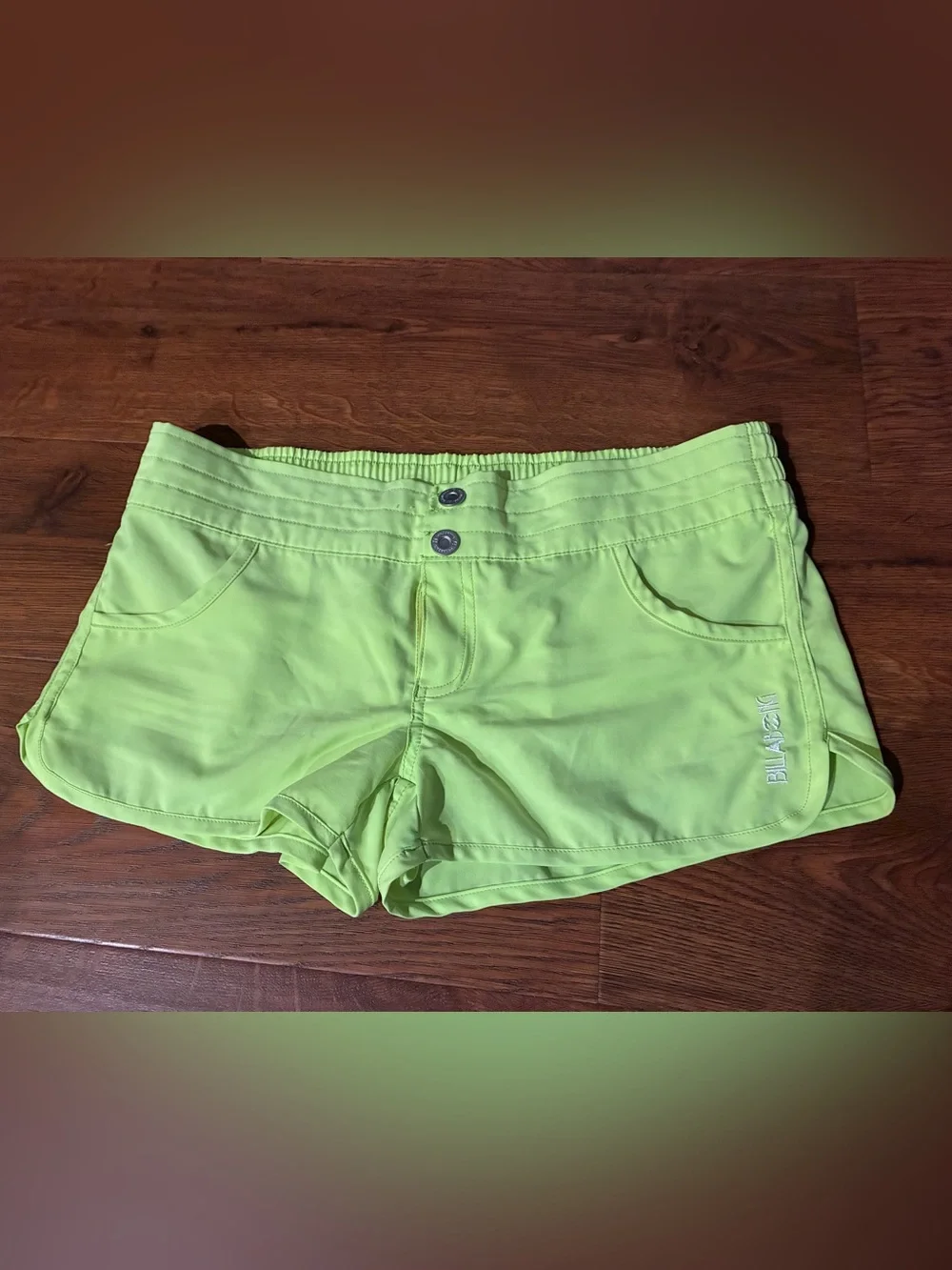 Billabong board shorts size M